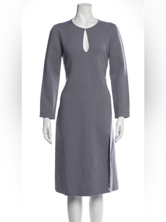 Marc Jacobs Dresses & Skirts - Marc Jacobs Gray Long Sleeve Midi Dress with Front Keyhole
